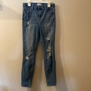 Cello distressed skinny jeans size 5/27
